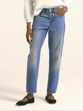 J. Crew Blue 80’s style slouchy boyfriend jean size 8 waist 28
